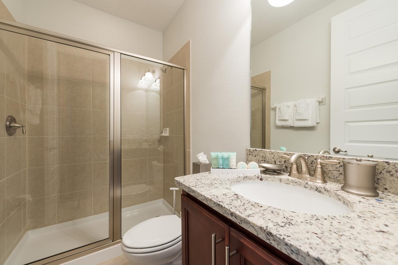 Alluring Home By Rentyl With Private Pool Near Disney - 310P Orlando Eksteriør bilde